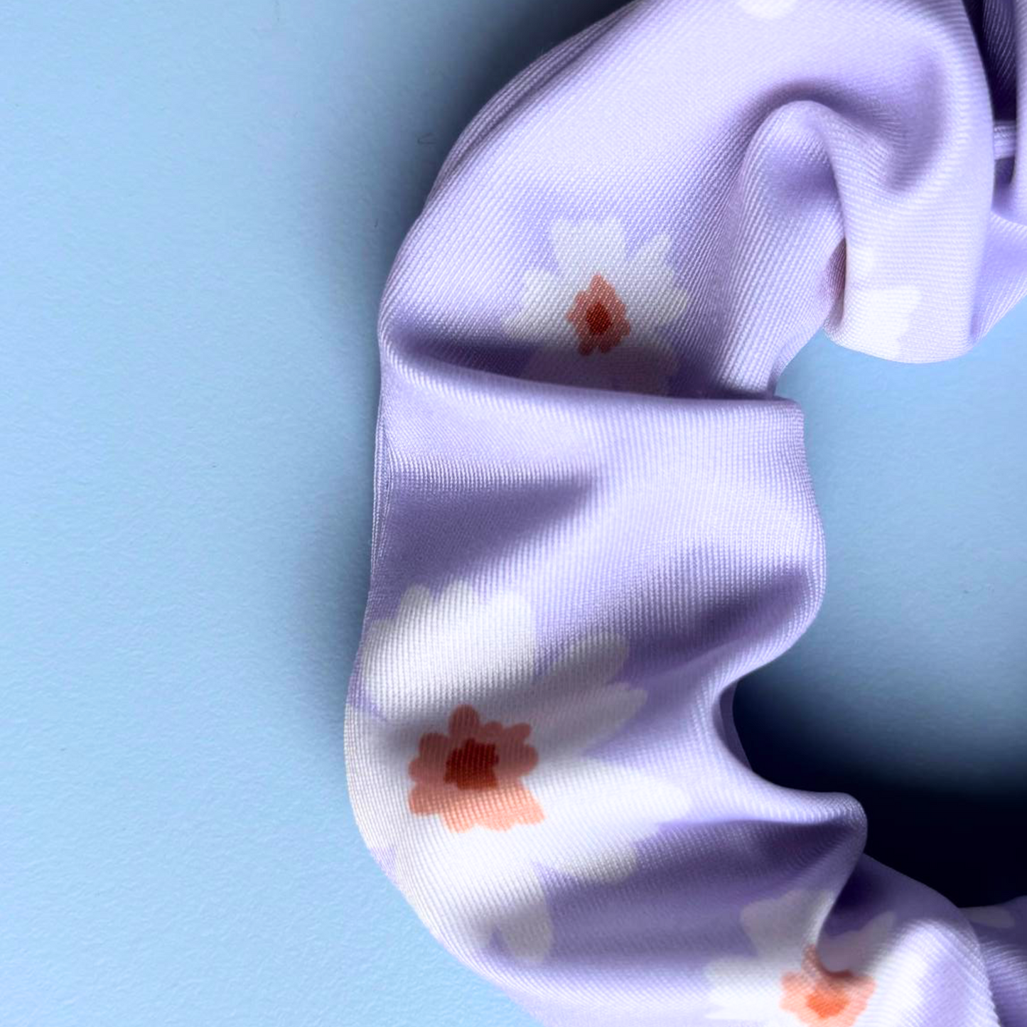 Scrunchie "Blumen flieder" (aus Lycra=perfekt für Strand, Schwimmbad & See) (Kopie)