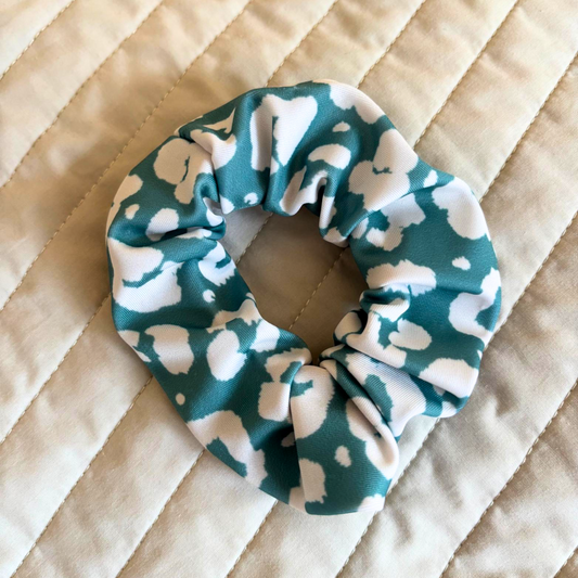 Scrunchie "Leo/Mint" (aus Lycra=perfekt für Strand, Schwimmbad & See)